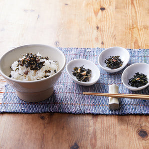 日本 UONOYA 紫苏裙带菜 拌饭调理 rice topping Shiso Wakame Hokahoka Furikake - 70G